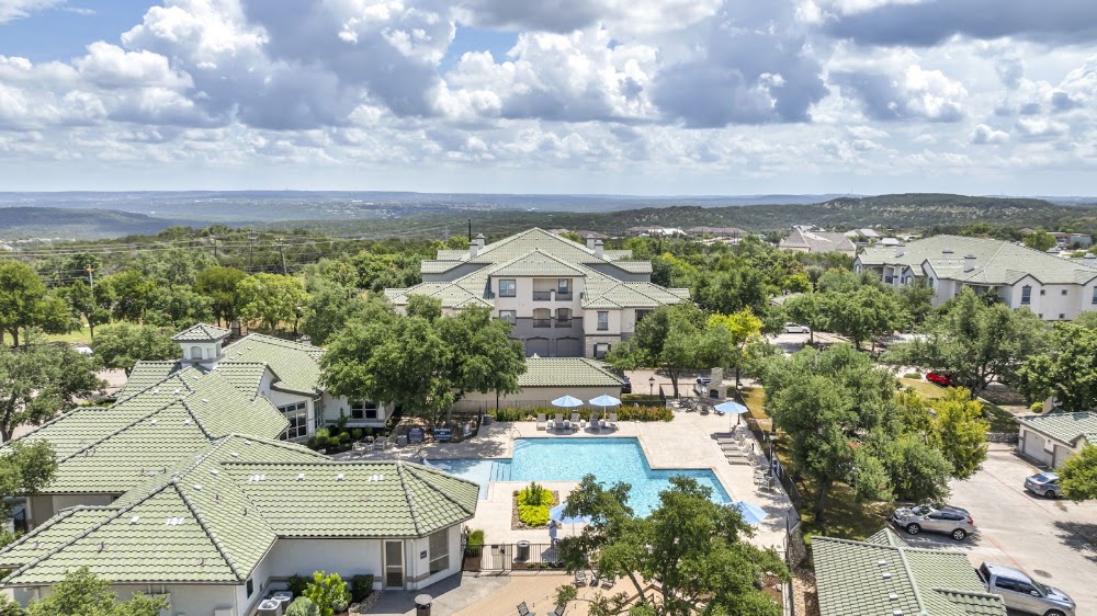 Falconhead Apartments