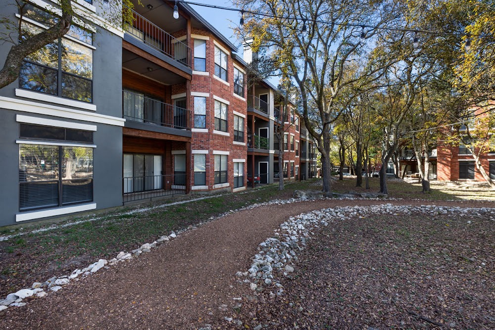 Hardrock Canyon Apartments