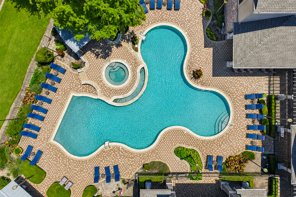 Las Brisas Apartments
