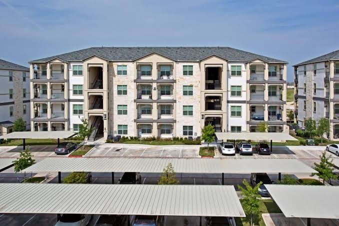 Century Stone Hill North - Superior Apartment