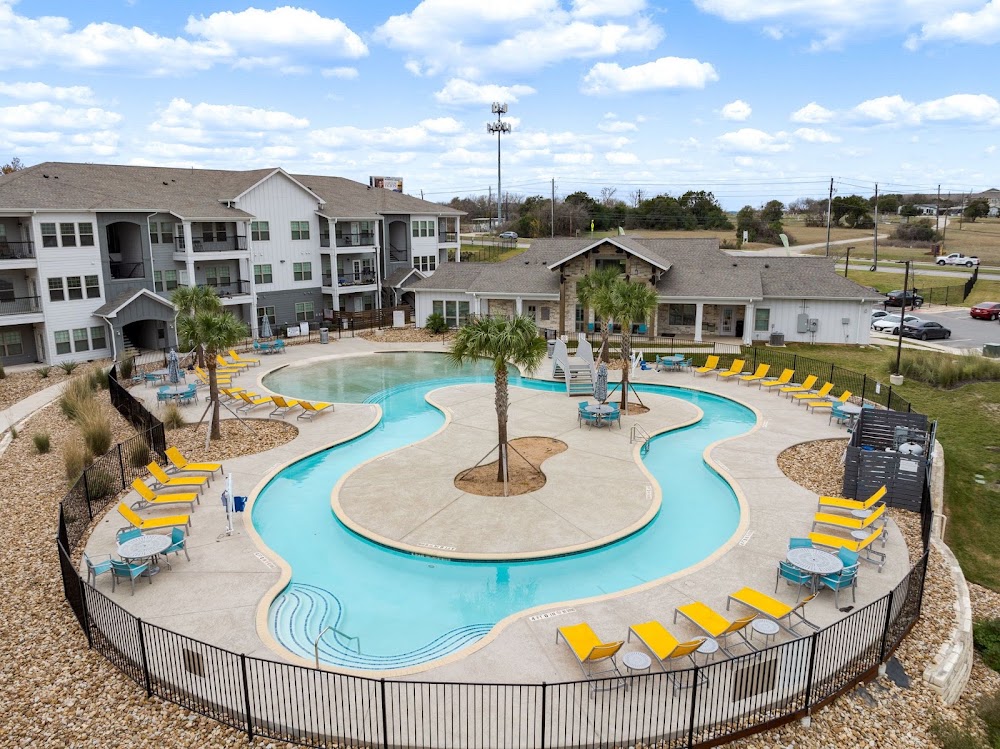 Bridge at Davenport Place Apartments
