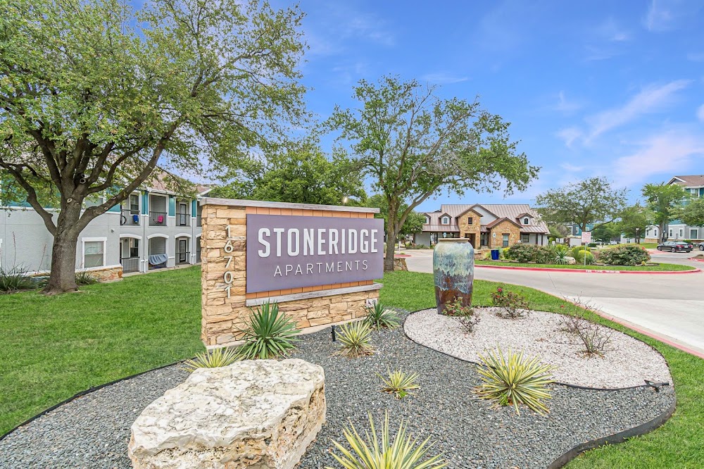 Stoneridge Apartments