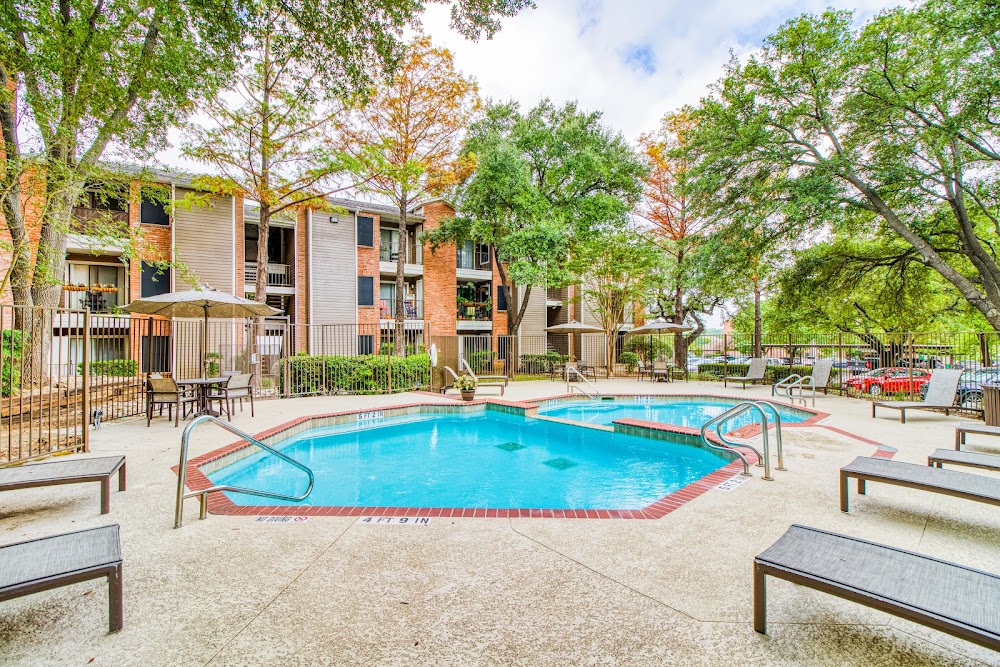 Village Oaks