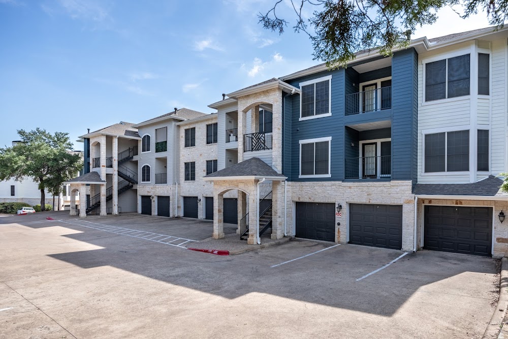 Canyon Resort at Great Hills Apartments