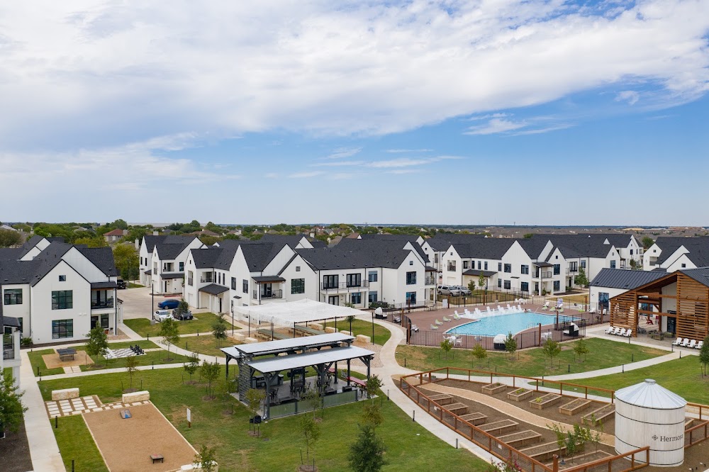 Hermosa Village Apartments