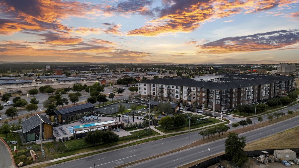 Lantana Round Rock